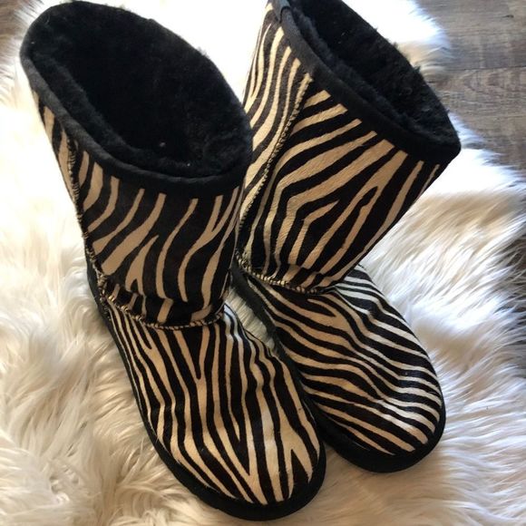 Ugg Calf Hair Zebra Print Animal Print Boot - Picture 2 of 7